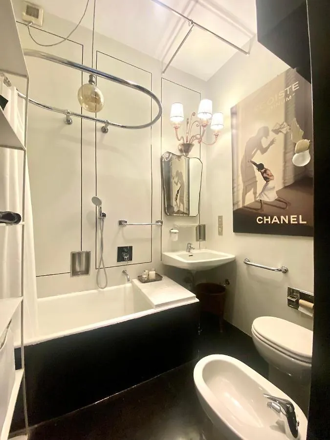 Apartment Appartamento D'Artista Mailand